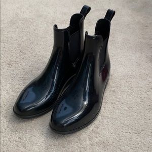 👢time & tru bootie rain boots